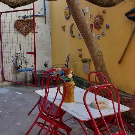 Casa Antica A 10 Metri Dalla Spiaggia Con Giardino Interno *