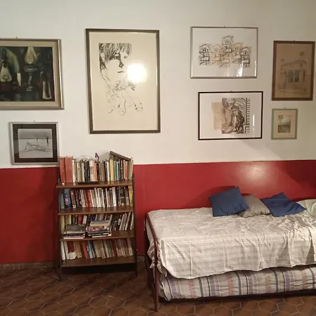 Casa Antica A 10 Metri Dalla Spiaggia Con Giardino Interno