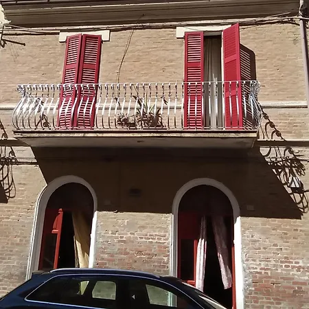 Casa Antica A 10 Metri Dalla Spiaggia Con Giardino Interno Porto Recanati