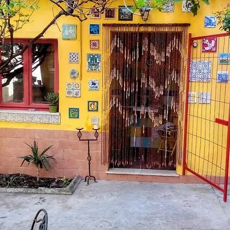 Casa Antica A 10 Metri Dalla Spiaggia Con Giardino Interno * Porto Recanati